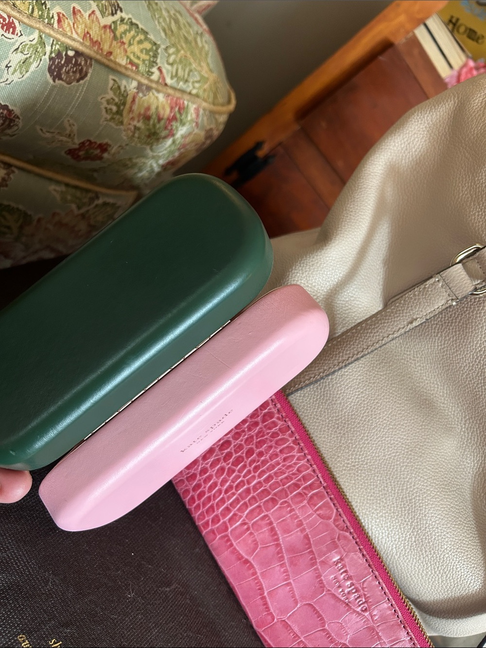 Kate Spade Cream Leather Tote Bag with Pink Accessories - Picture 10 of 10